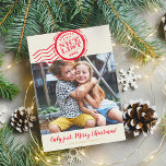 NAUGHTY oder NICE FOTO lustige Santas Liste Briefm Feiertagskarte<br><div class="desc">von kat massard >>> www.simplysweetPAPERIE.com << Ein lustiges Design mit authentischer Santa's Approval Briefmarke - NICE LIST! Haben Ihre Kinder es geschafft? TIPS 1. Um das Foto zu verändern, drücken Sie den Knopf "Anpassen". 2. Sie können auch die Schriftart ändern, verschieben und mehr Text hinzufügen! BENÖTIGEN SIE HILFE, DASS IHR...</div>