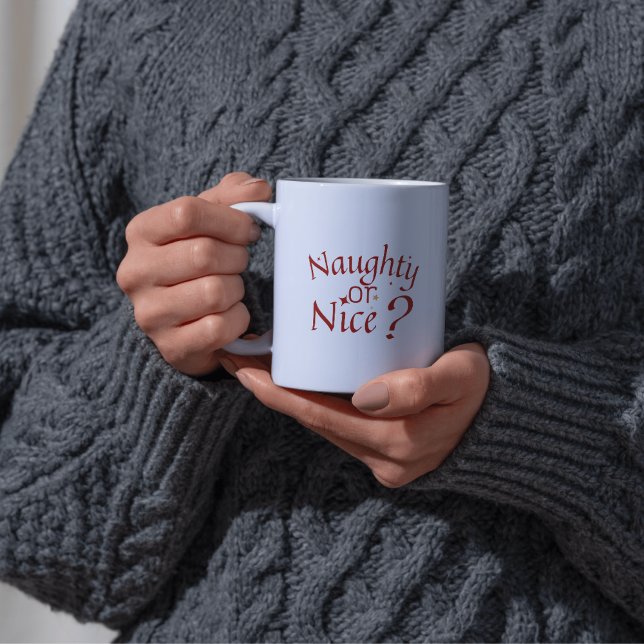 Naughty oder Nice? - Spielerische Holiday Typograf Kaffeetasse (Von Creator hochgeladen)