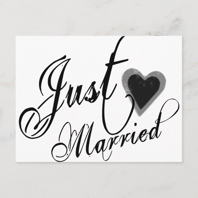 Naughy Grunge Script - Just Married Heart Black Ankündigungspostkarte (Vorderseite)