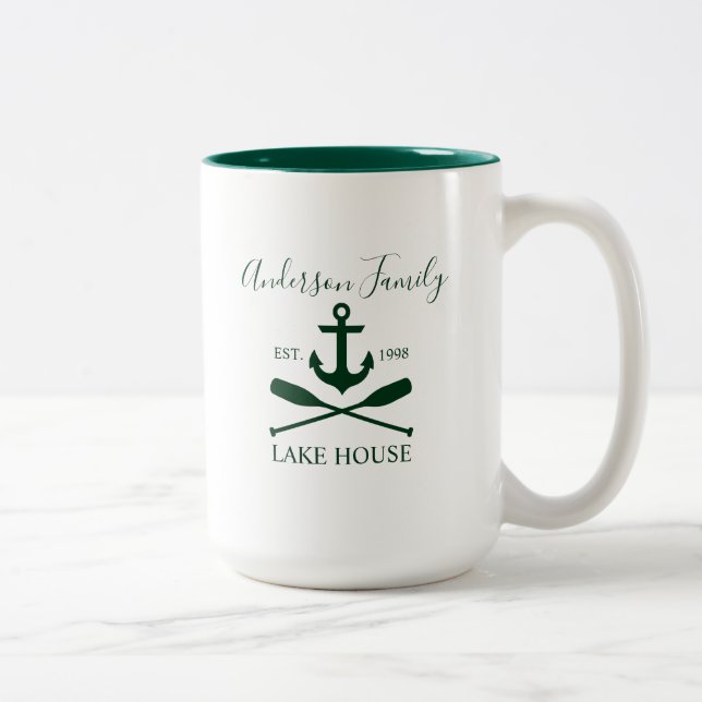 Nautic Family Lake House Green Anchor Oars Zweifarbige Tasse (Rechts)