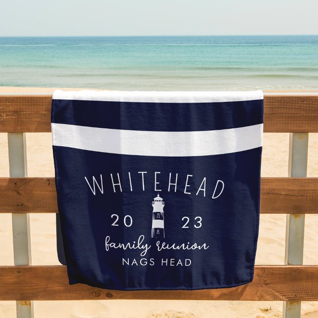 Nautic Lighthouse Stripe Navy Monogram Strandtuch (Von Creator hochgeladen)