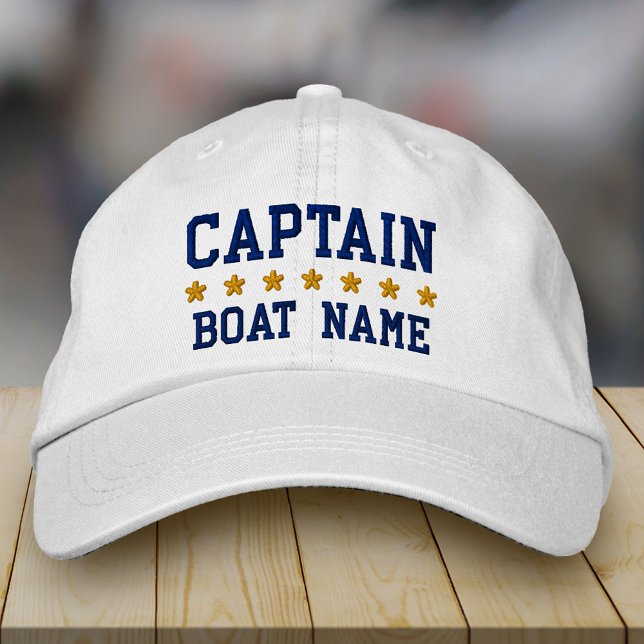 Nautic Navy Blue Captain Ihr Boot Name weiß Bestickte Baseballkappe (Choose from a variety of hat colors.)