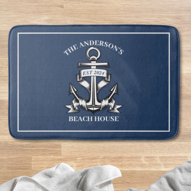 Nautical Beach House Familienname Est Ship Anchor Badematte (Nautical Beach House Family Name Est Ship Anchor Bath Mat)