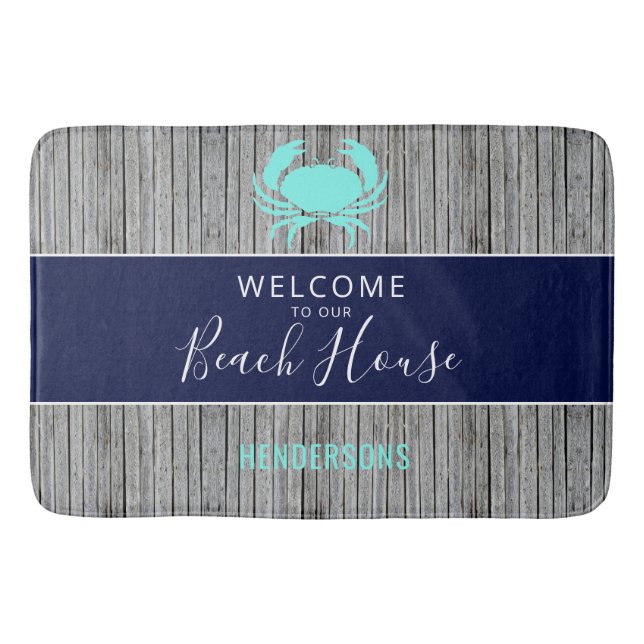 Nautical Beach House Rustic Wood Family Monogram Badematte (Vorderseite)