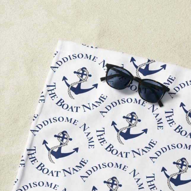Nautical Family Boat Name Navy Anchor graues Holz Strandtuch (Beispiel)