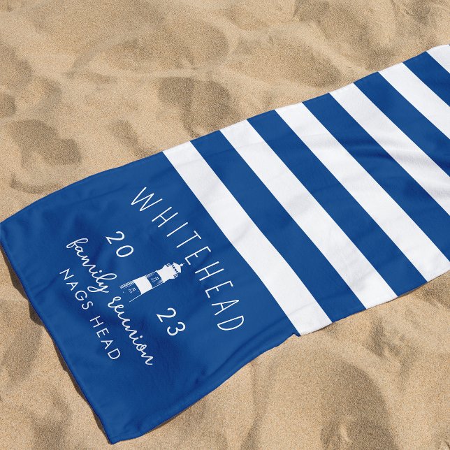 Nautical Lighthouse Stripe Blue Monogram Strandtuch (Von Creator hochgeladen)