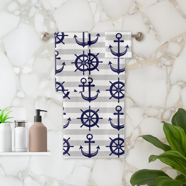 Nautical Navy Blue Anchor Boat Wheel Gray Stripe Badhandtuch Set (Von Creator hochgeladen)