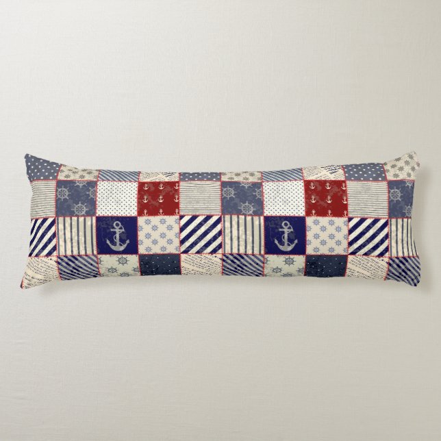 Nautical Patchwork Ankerrad Seitenschläferkissen (Vorderseite)