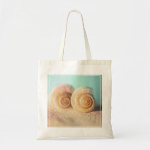 Nautilus-Muscheln auf Strand Tragetasche