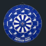 Nautische Schiffe auf Navy Blue & White Dartscheibe<br><div class="desc">Nautische Schiffe auf marineblau & weiß bicolor Dart Board. Text kann personalisiert sein.</div>