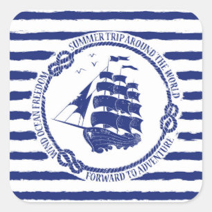 Nautisches Emblem mit Segelschiff Quadratischer Aufkleber