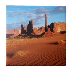 Navajo Nation, Monument Valley, Yei Bi Chei Fliese