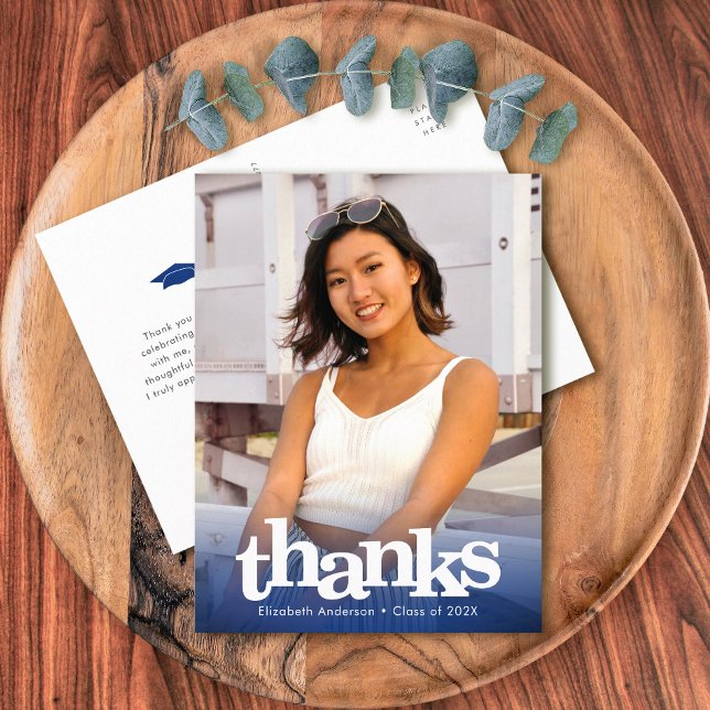 Navy Abschluss Foto fett Typografie danke Postkarte (Von Creator hochgeladen)