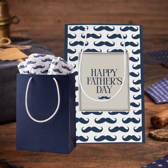 Navy Blaues Schnurrbart-Muster Alles Gute zum Vate Mittlere Geschenktüte (Von Creator hochgeladen)