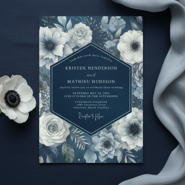 Navy Bloom Moody Wedding Einladung (Von Creator hochgeladen)
