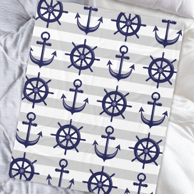 Navy Blue Anchor Boat Wheel Gray Stripe Nautical Fleecedecke (Von Creator hochgeladen)