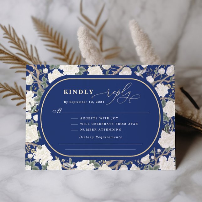 Navy Blue Chinoiserie Weiße Blume Hochzeit RSVP Karte (Von Creator hochgeladen)