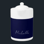 Navy Blue Color Schlicht Moderne Namenskalligraphi<br><div class="desc">Erleben Sie dieses moderne,  elegante Design. Diese Vorlage kann an alle beruflichen Beruf angepasst werden.</div>