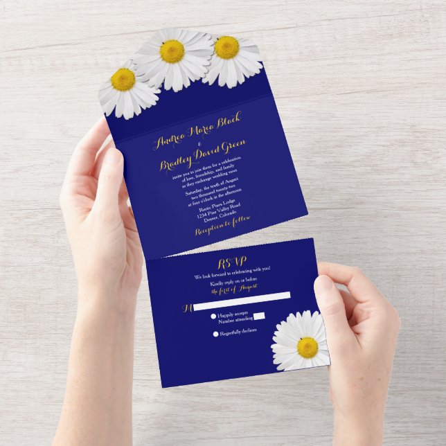 Navy Blue Daisy Wedding RSVP alle in einer Einladu All In One Einladung (Abreißen)