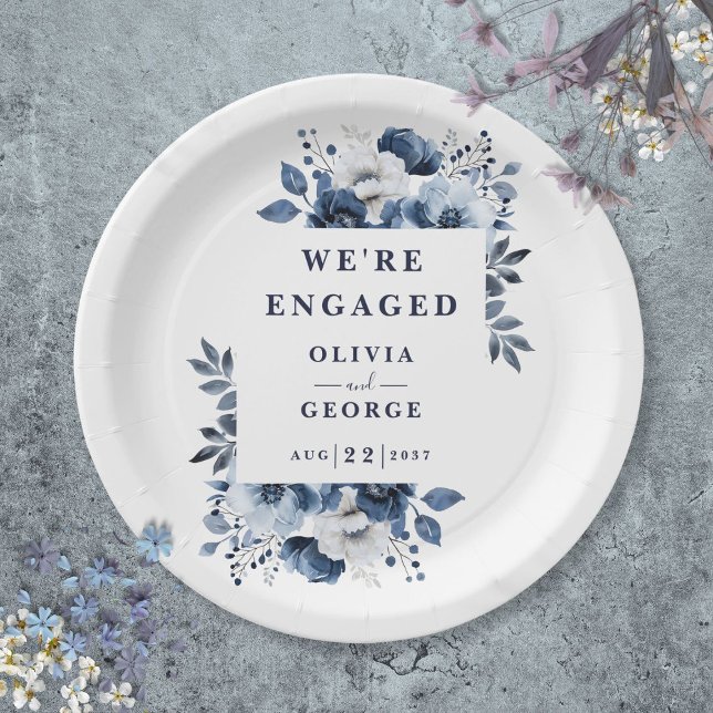 Navy Blue EleganCountry Floral Engagement Party Pappteller (Navy Blue Elegant Country Floral Engagement Party Paper Plates)
