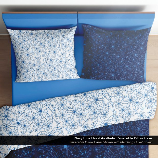 Navy Blue Floral Aesthetic Reversible Kissenbezug (Navy Blue Floral Aesthetic Reversible Pillow Cases)