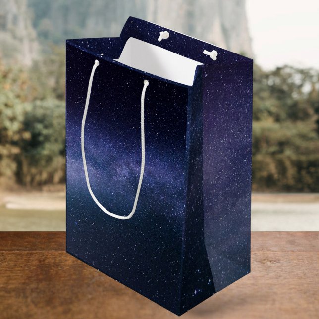 Navy Blue Galaxy Starry Night Stars Modern Mittlere Geschenktüte (Von Creator hochgeladen)