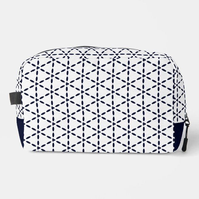 Navy Blue Geometric Pattern on White Waschbeutel (Vorderseite)