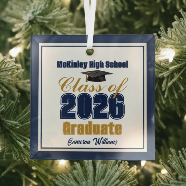 Navy Blue Gold Class of 2026 Graduation Ornament Aus Glas (Insitu)