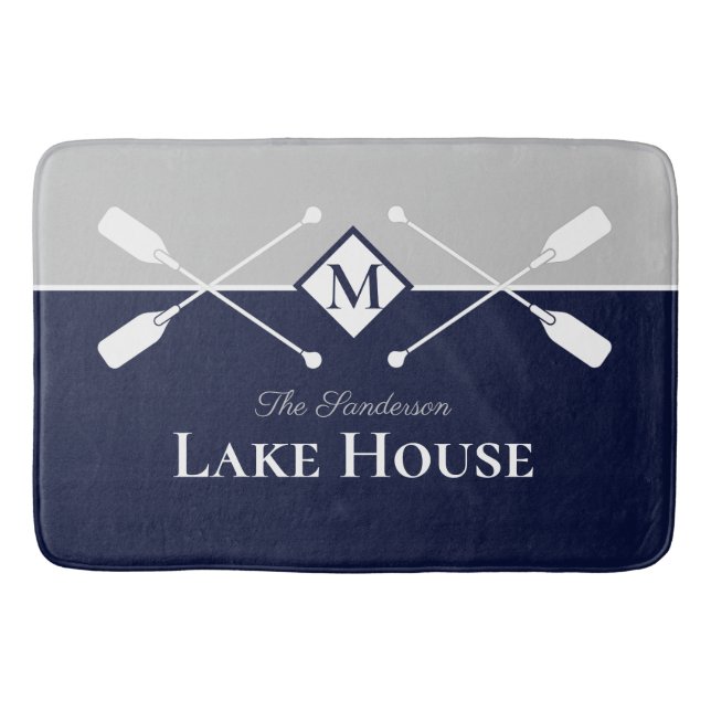 Navy Blue Gray Monogram Paddle Lake House Badematte (Vorderseite)