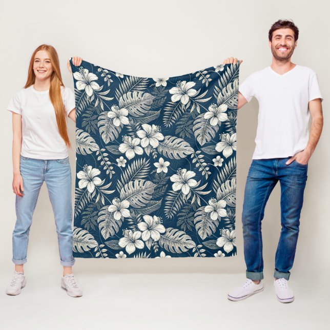 Navy Blue Hibiscus Monstera Tropical Botanical Fleecedecke (Beispiel)