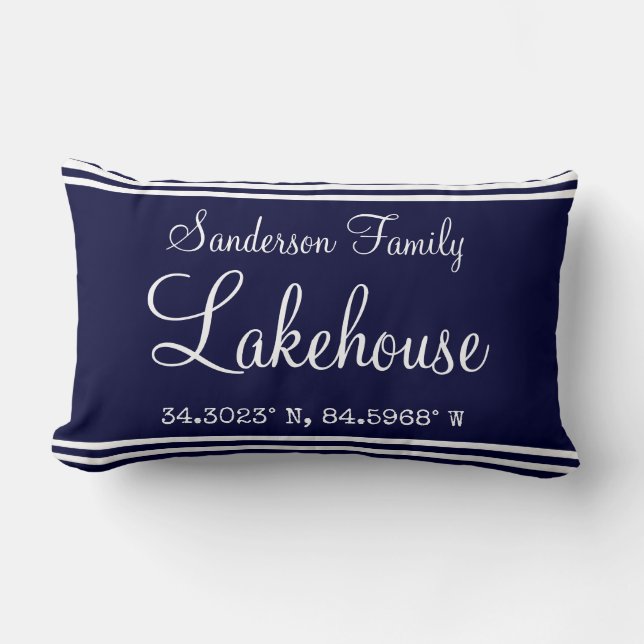 Navy Blue Lakehouse Familienname Map Corinates Lum Lendenkissen (Vorderseite)