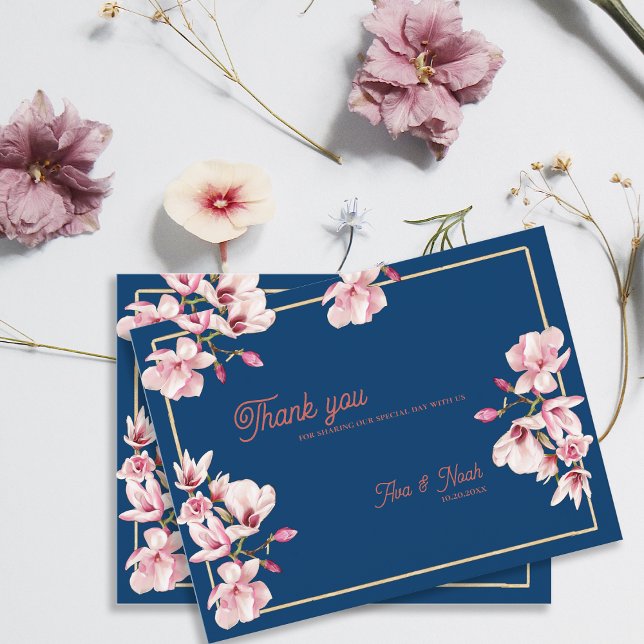 Navy Blue Magnolia Floral Wedding Thank You Postkarte (Navy Blue Magnolia Floral Wedding Thank You Postcard)