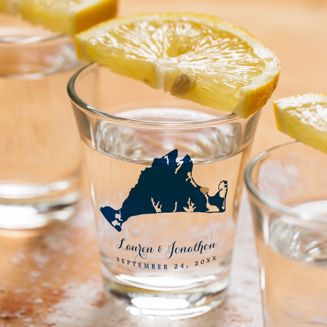 Navy Blue Martha's Vineyard Map Gold Heart Wedding Schnapsglas (Von Creator hochgeladen)