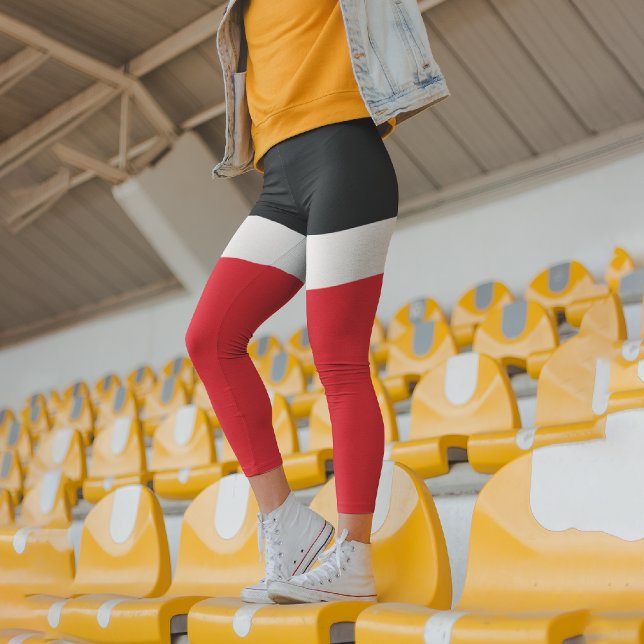 Navy Blue mit Rot Capri Leggings (Von Creator hochgeladen)