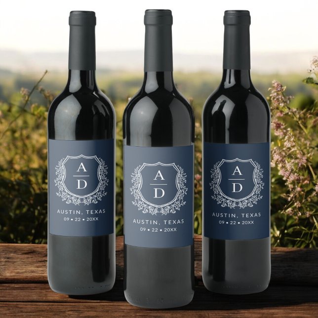 Navy Blue Monogram Wedding Floral Wappen Weinetikett (Von Creator hochgeladen)