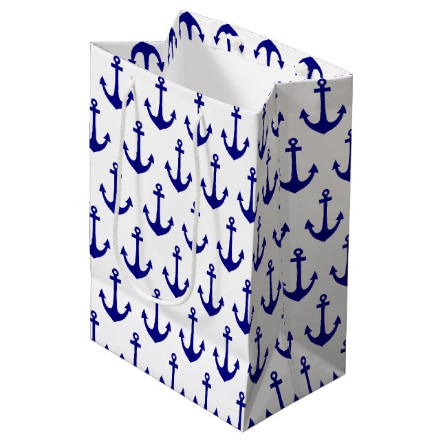 Navy Blue Nautic Anchor Muster Mittlere Geschenktüte (Vorderseite Schrägansicht)