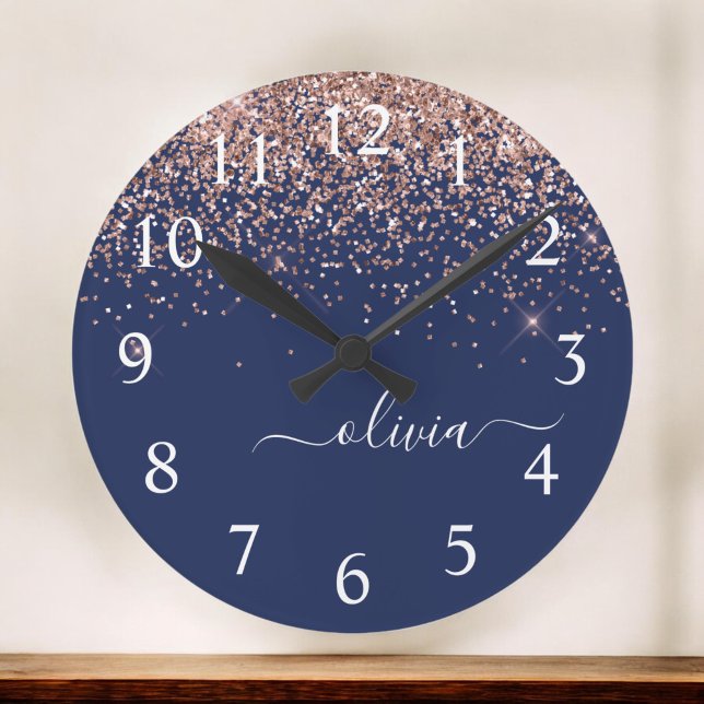Navy Blue Rose Gold Blush Pink Glitzer Monogram Runde Wanduhr (Von Creator hochgeladen)