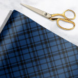 Navy Blue Scottish Tartan Pläd Holiday Geschenkpapier<br><div class="desc">This festive holiday wrapping paper design feature a classic yet modern navy blue and black Scottish tartan plädoyer patterned background. The navy background can be customized to any other color you prefer.</div>