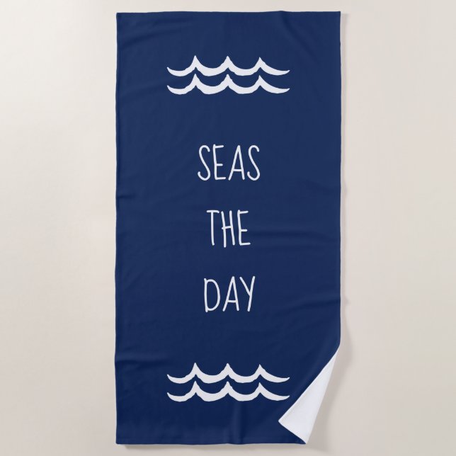 Navy Blue Seas the Day Waves Nautic Strandtuch (Vorderseite)