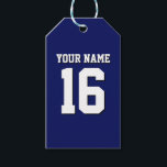 Navy Blue Sports Jersey Team Jersey Geschenkanhänger<br><div class="desc">Preppy Solid Color Navy Blue Team Jersey / Sports Jersey / Football Jersey / Rugby Jersey mit Individuelle Name Passen Sie dies mit Ihrem eigenen Namen oder Teamname und einer Nummer an. Sie können Größe, Farbe und Platzierung des Textes ändern, wenn Sie Änderungen vornehmen, die Farbe des Textes ändern oder...</div>