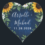 Navy Blue Sunflower Rustic Gastgeschenke Hochzeite Herz-Aufkleber<br><div class="desc">Navy Blauer Sonnenblumen Rustikale Gastgeschenke Hochzeiten Sticker - mit einem Stallholzboden dekoriert mit Aquarellfarben,  Sonnenblumen,  Grün,  Babyatmen und Lilie des Tales.</div>