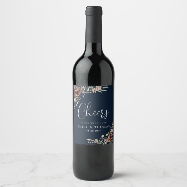 Navy Blue Tiny Wildblume Wedding Wine Label Weinetikett (Vorderseite)
