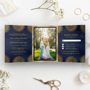 Navy Blue und Gold Asian Mandala Indian Wedding Dreifach Gefaltete Einladung