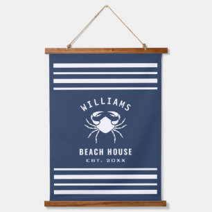Navy Blue und White Beach House, die Familie des C Wandteppich Mit Holzrahmen