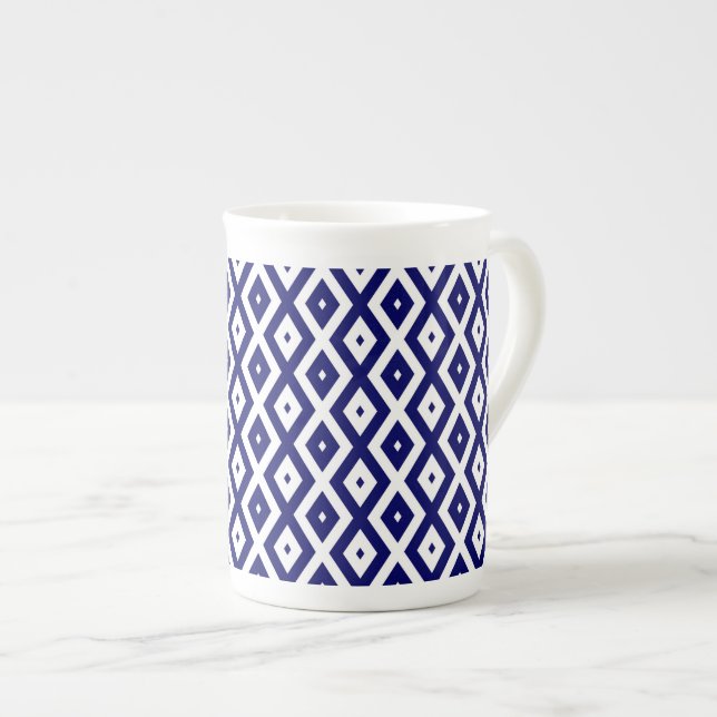 Navy-Blue-White-Diamantmuster Prozellantasse (Vorderseite Rechts)