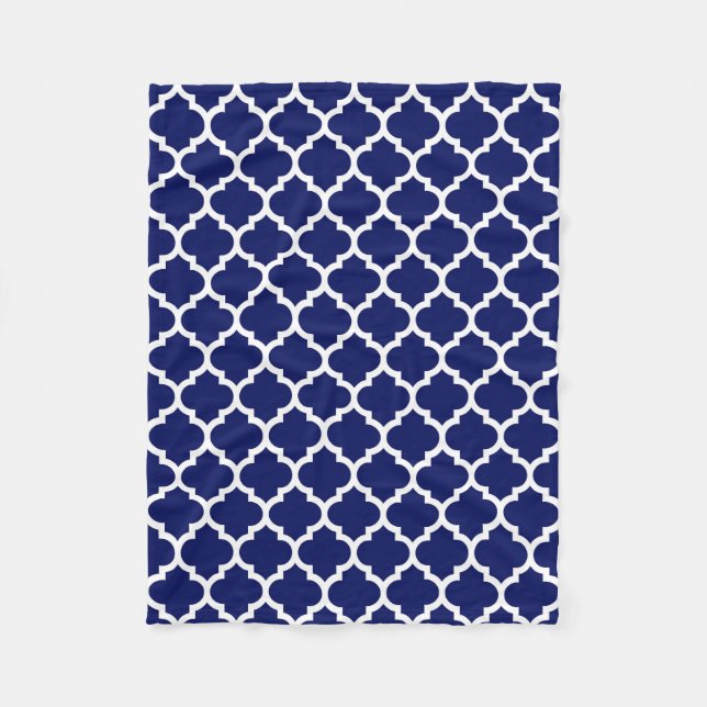 Navy Blue White marokkanische Quatrefolienmuster # Fleecedecke (Vorderseite)