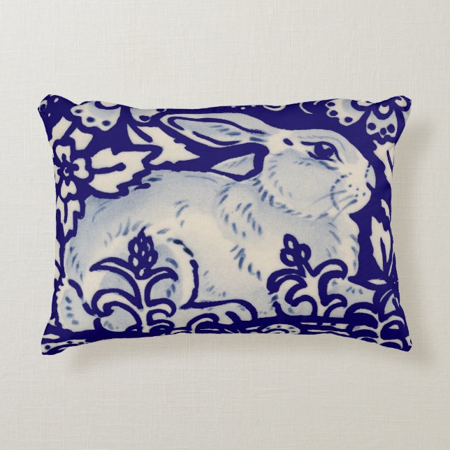 Navy Blue & White Rabbit Floral Dedham Delft Dekokissen (Vorderseite)