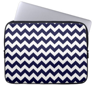 Navy Blue White Zickzack Zig-Zag Muster Laptopschutzhülle