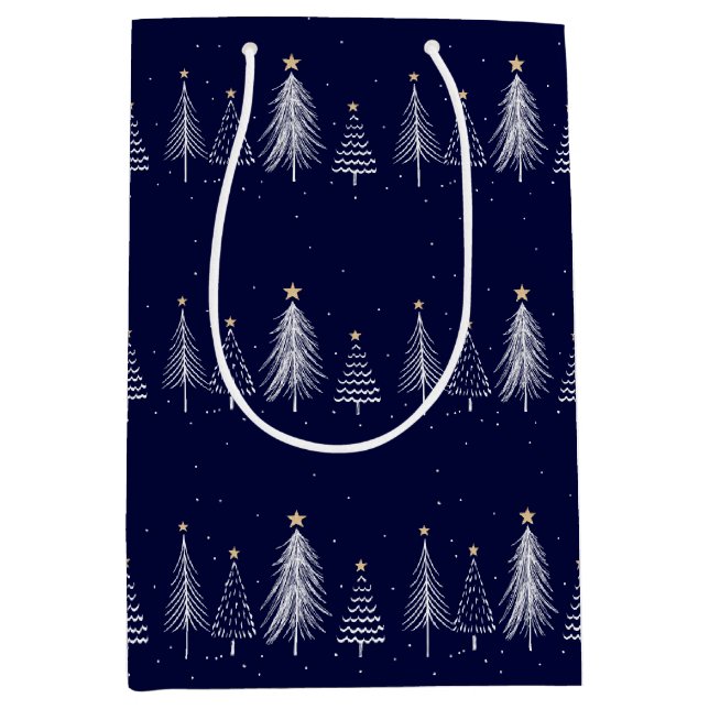 Navy Blue Winter Christmas Pine Trees Star Mittlere Geschenktüte (Vorderseite)