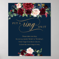 Navy Blush burgundy setzte einen Ring auf sein Sch